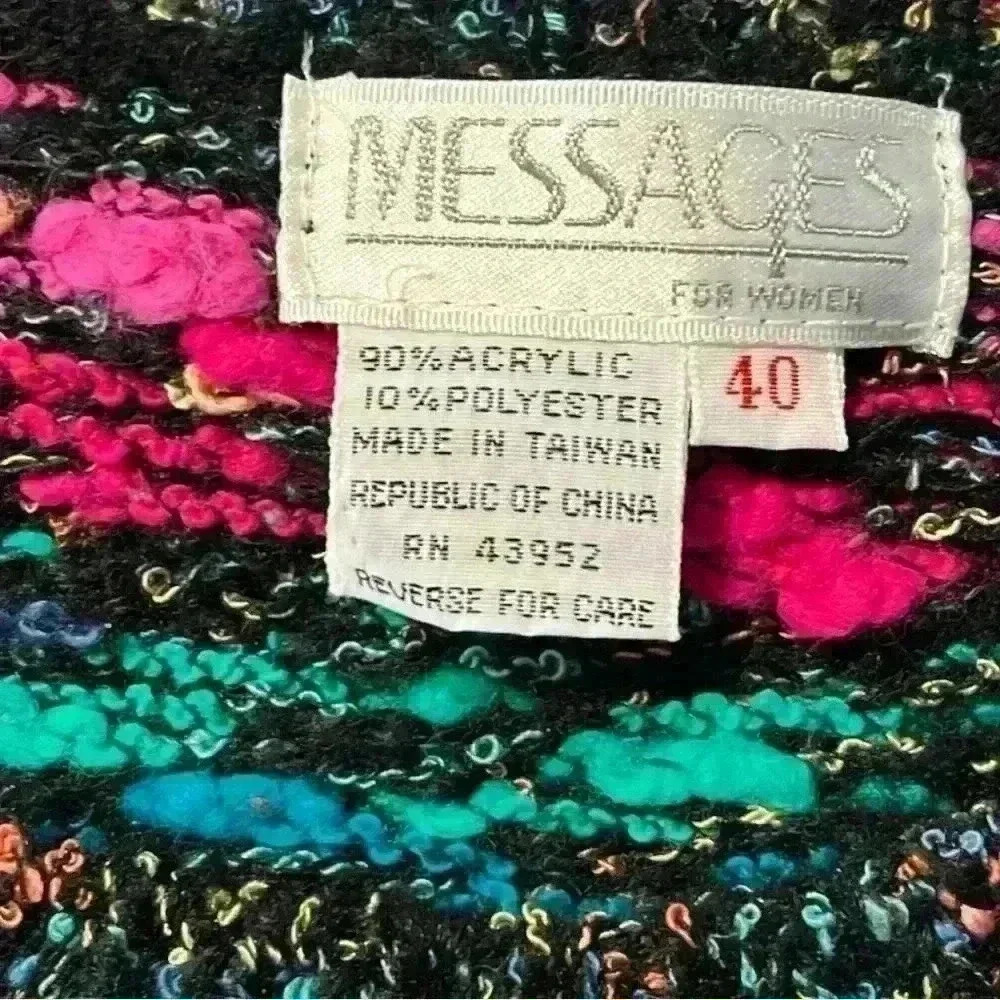 Vintage boucle rainbow knit sweater vest size XL-XXL (see measurements) - Picture 3 of 4